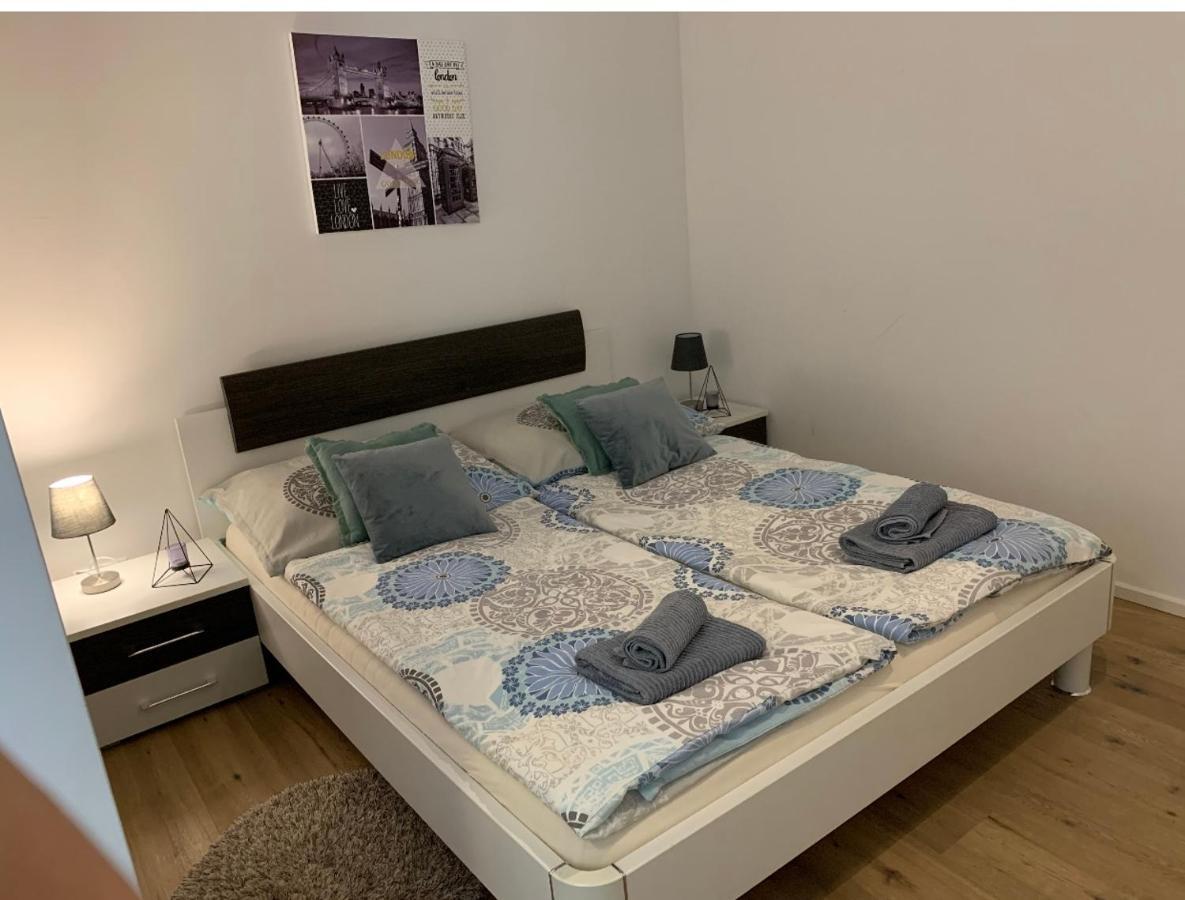Wunderschones Apartment Вена Экстерьер фото