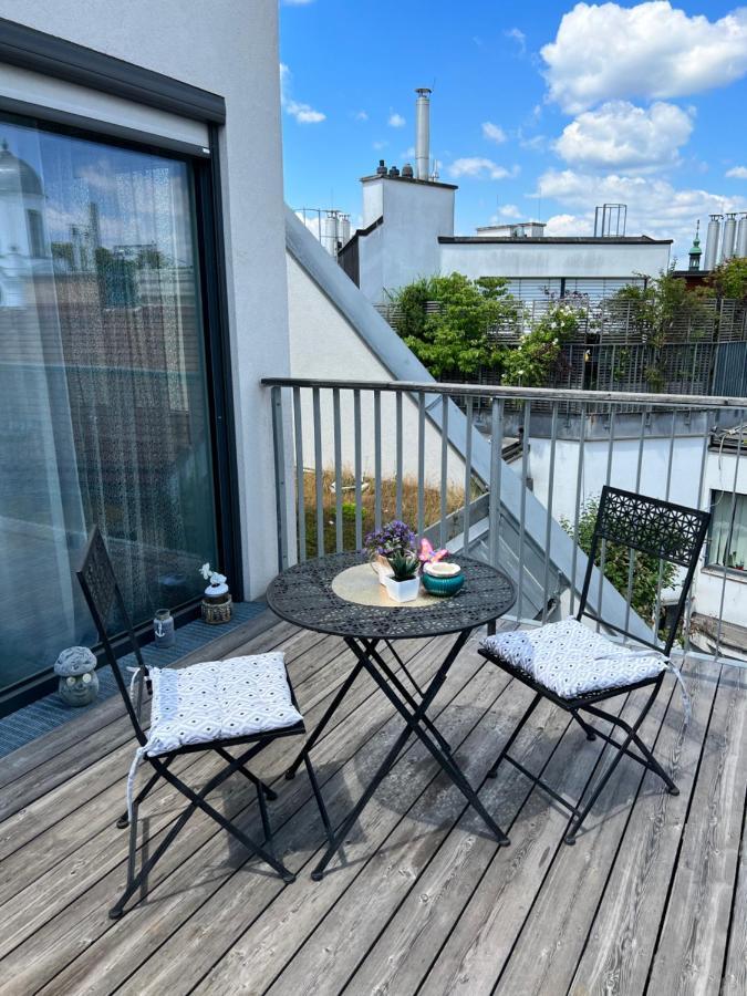 Wunderschones Apartment Вена Экстерьер фото