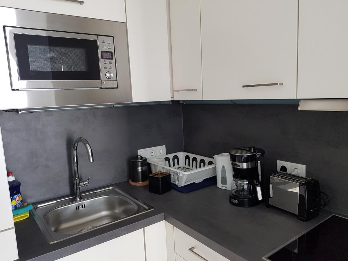 Wunderschones Apartment Вена Экстерьер фото